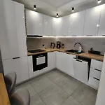 Apartament Halo